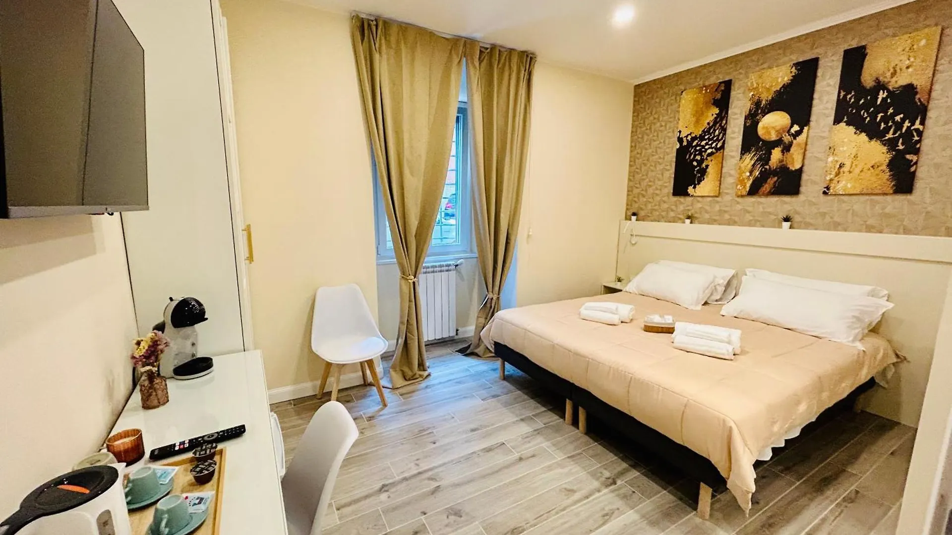 Hotel Domus Altino Roma Affittacamere