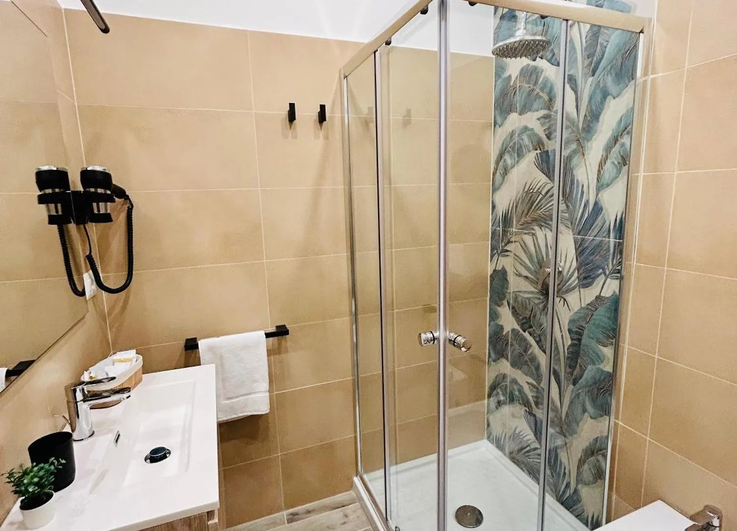 Hotel Domus Altino Roma 0*,  Italia
