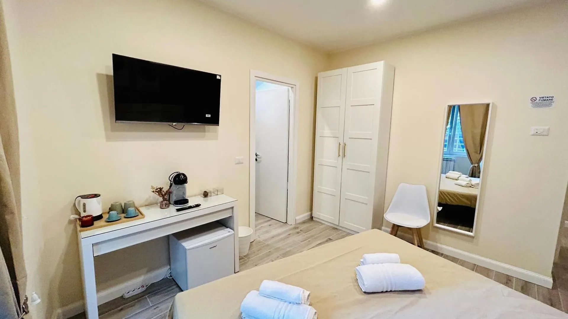 Hotel Domus Altino Roma