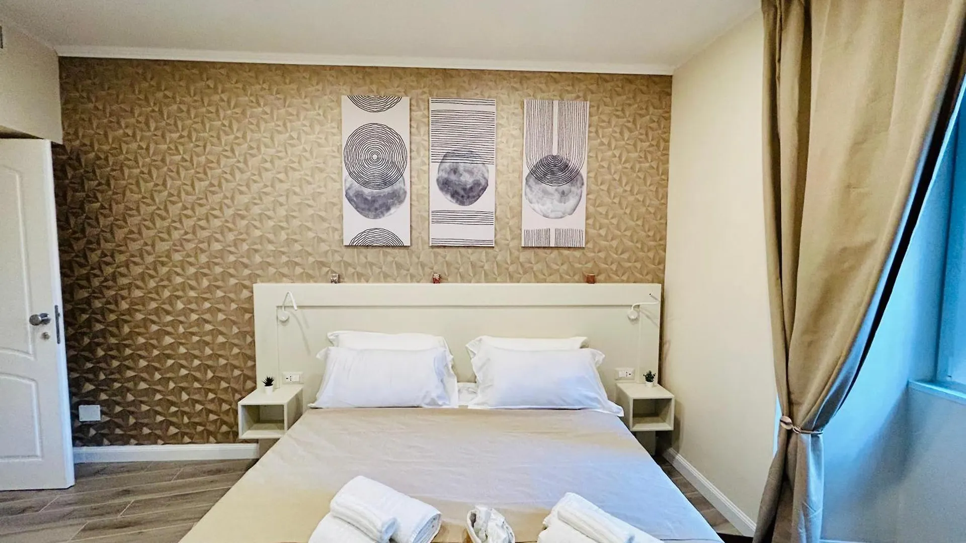 Domus Altino Hotel Rome 0*,