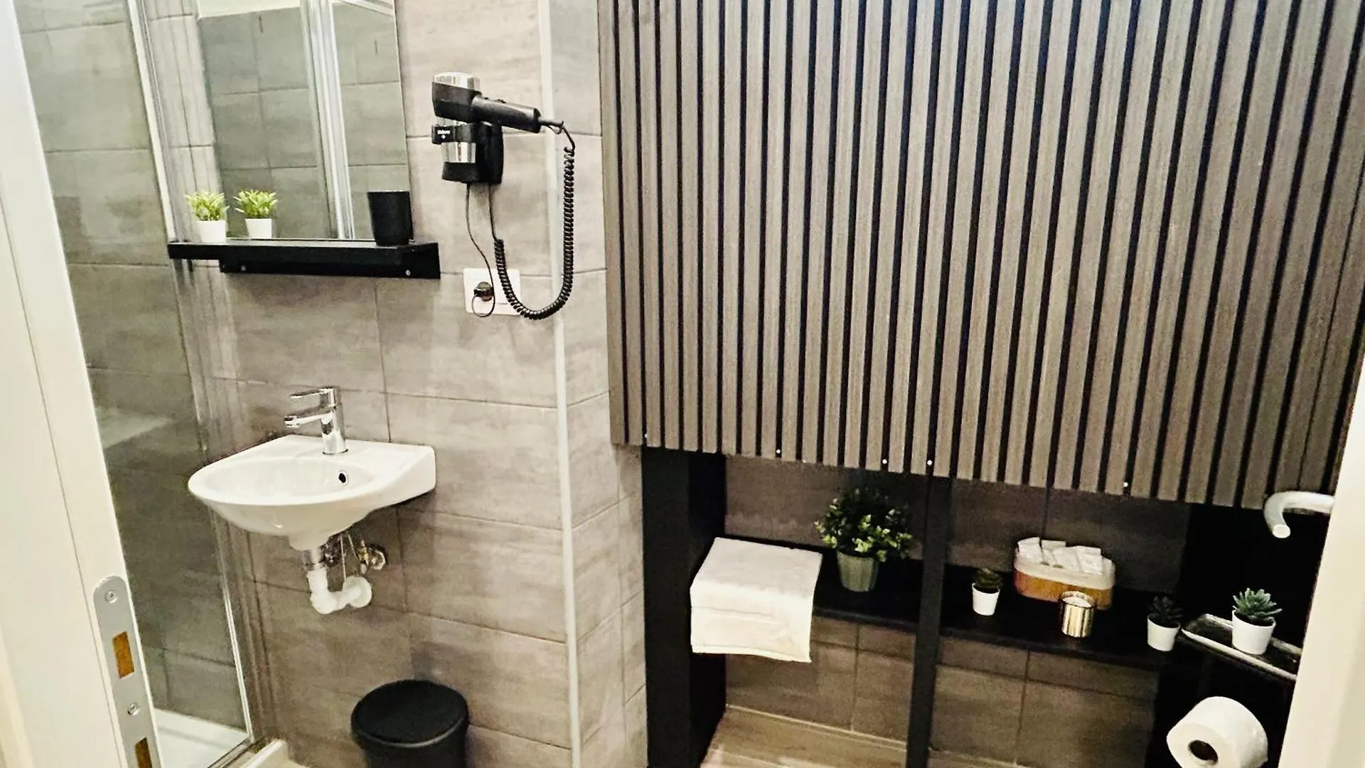 Domus Altino Hotel Rome